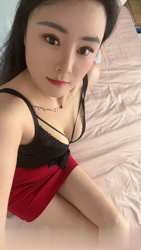 长腿水嫩骚货御姐