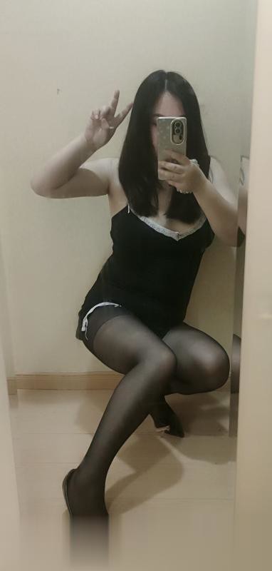 温柔丰满嫩妹