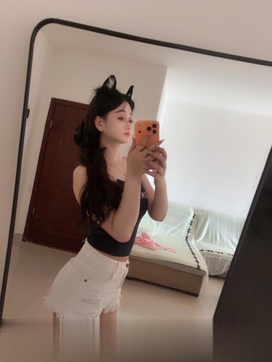 清纯系翘臀漫漫