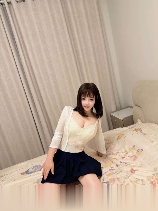 性感单身开朗居家骚妹