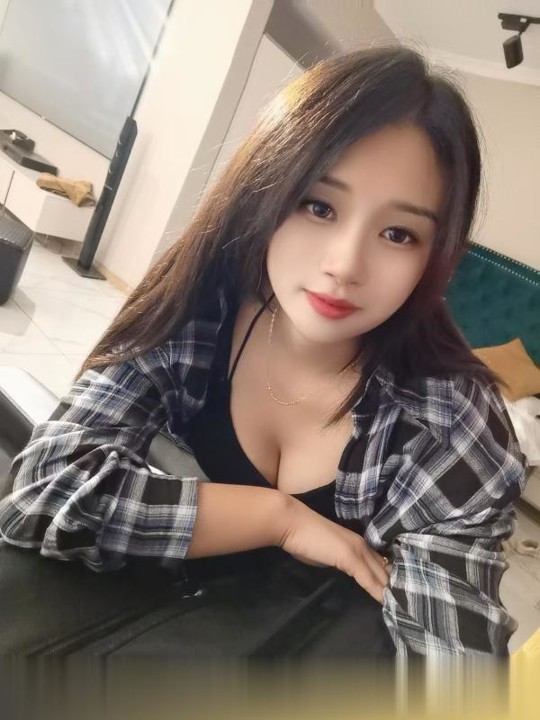 布吉蜜桃臀果冻