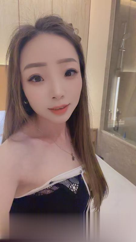 肤白小少妇珍珍