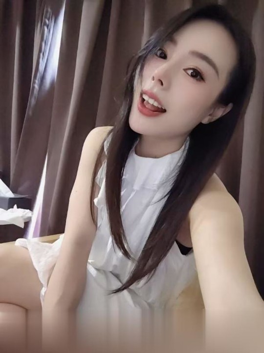 南门C奶少妇曦儿