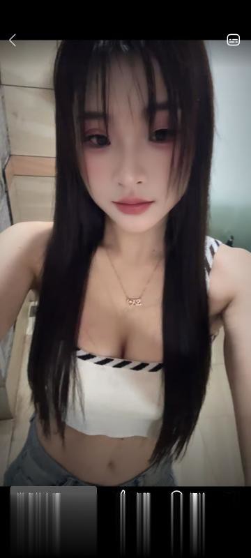 白廋美马甲线佳佳