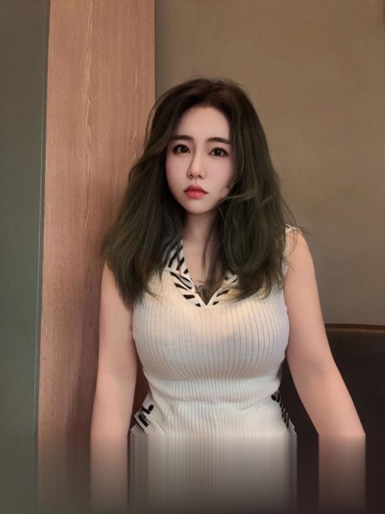 大奶子少妇.