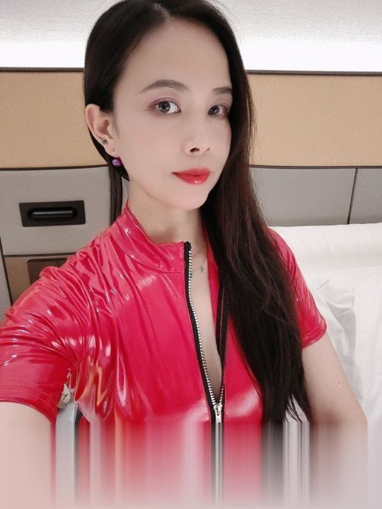 汉阳丰臀少妇彩彩