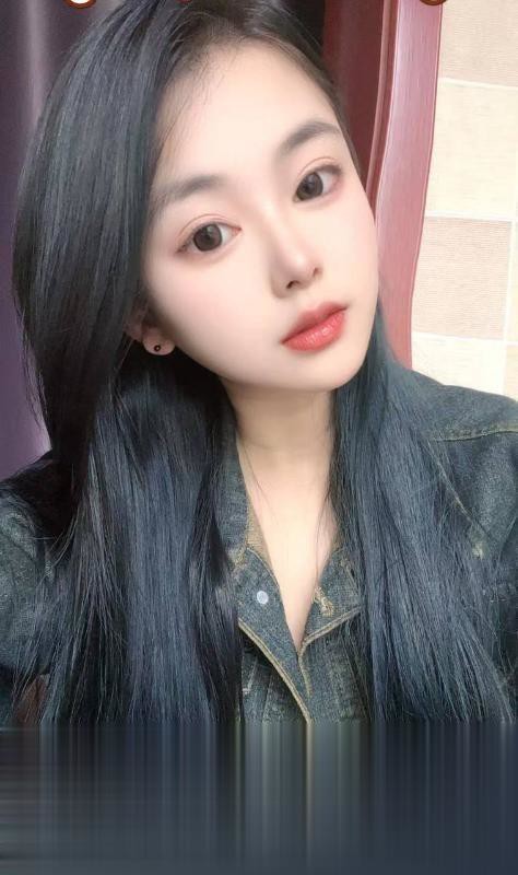 刚下海性感小姐姐