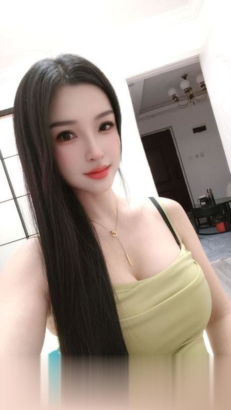 肤白美胸御姐婷儿